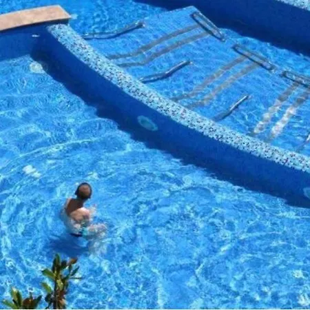 La Welcome * Golden Sands